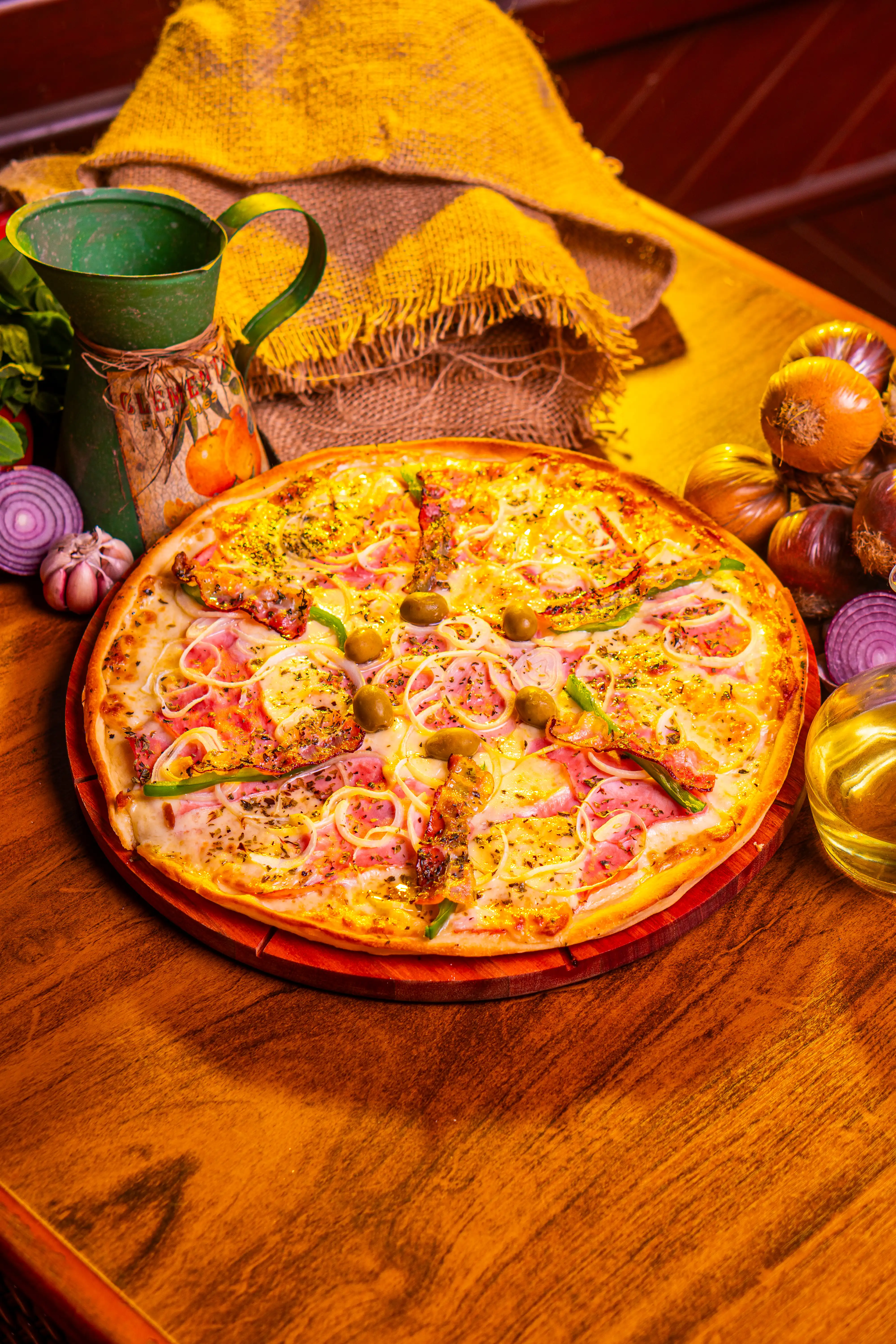 Pizza Portuguesa à Moda da Casa